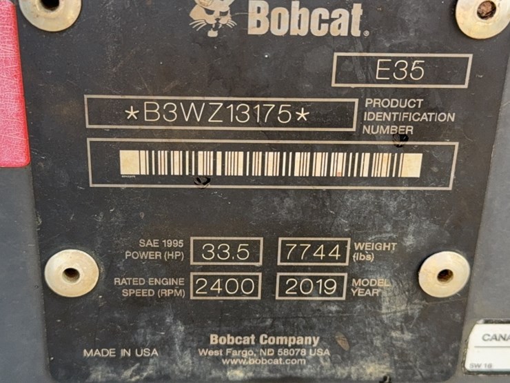 2019-bobcat-e35-image-16