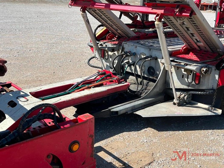 2016-peterbilt-365-image-10