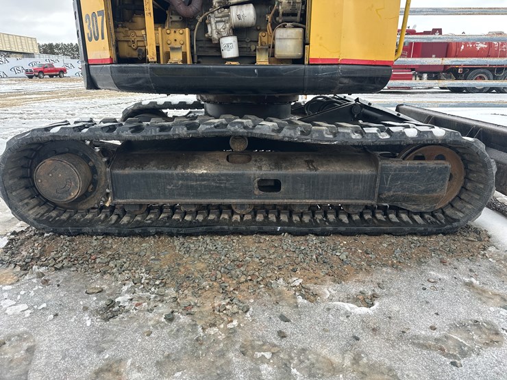 caterpillar-307-image-65