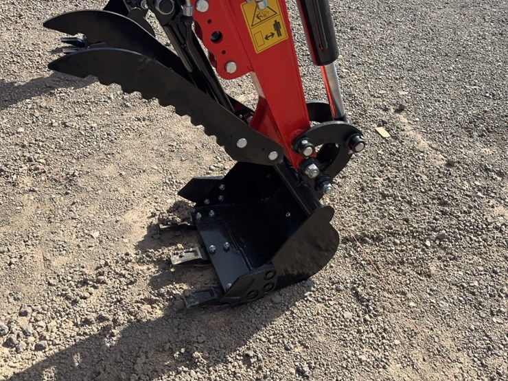 #1097-•-2025-tpm-22k-mini-excavator-image-3