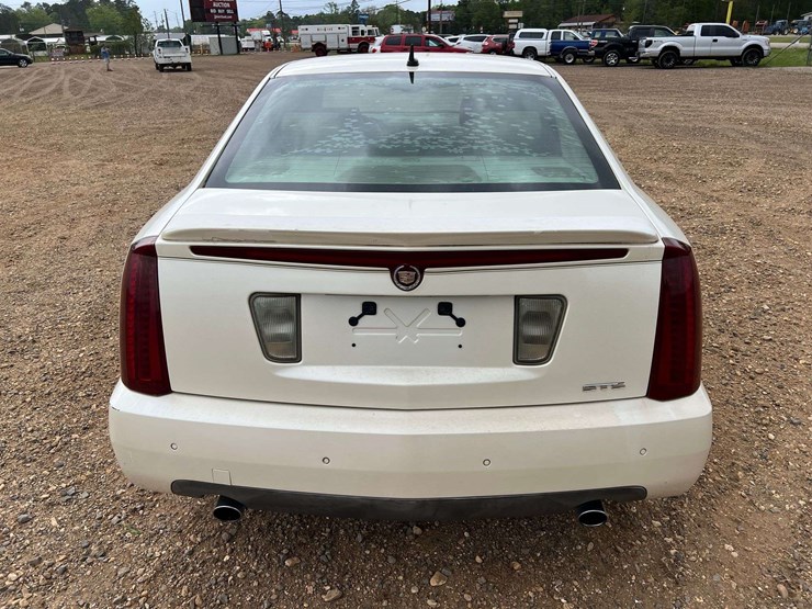 2005-cadillac-sts-4-door-sedan-(225,311-miles)-image-6