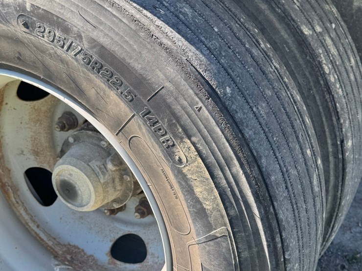 great-dane-53ft-image-13