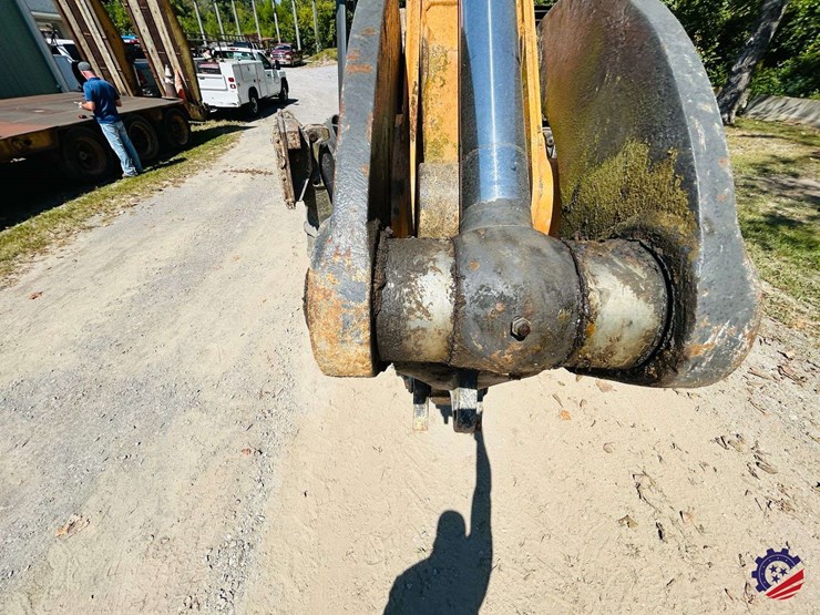 2021-case-580n-image-37