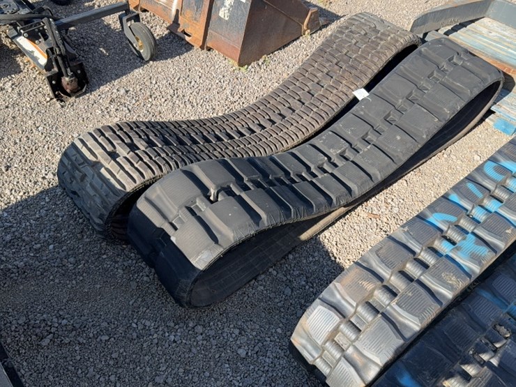 caterpillar-450-image-2