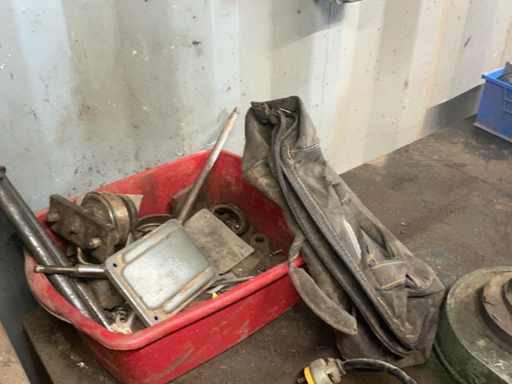 #104-•-steel-work-table,-vise,-and-drill-press-image-16