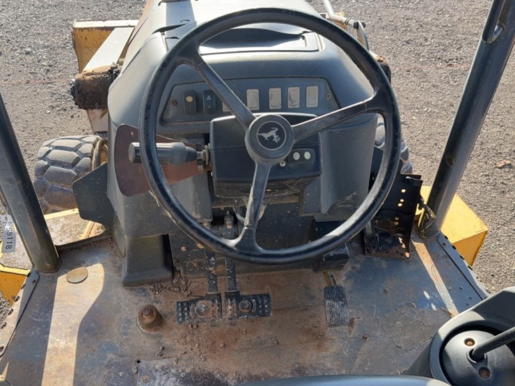 john-deere-310-image-20