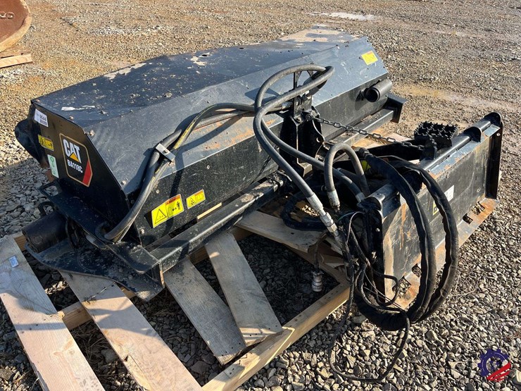 cat-ba118c-hyd-broom-attachment-parts-image-2