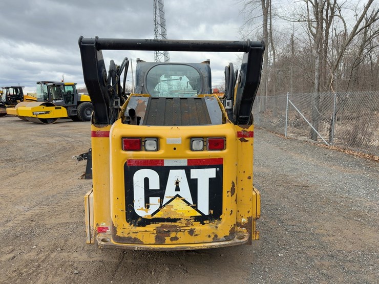 2011-caterpillar-272c-image-4