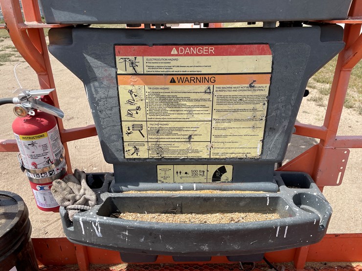 #3999-•-jlg-lift-600-aj-image-42