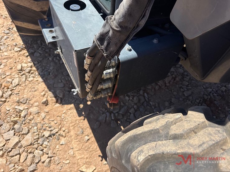 massey-ferguson-1736-image-18