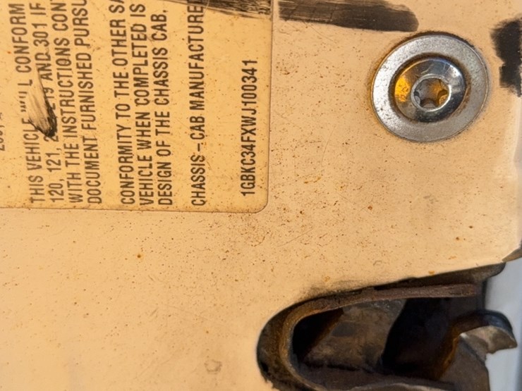 1998-chevrolet-3500-image-13