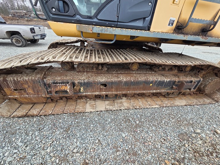 deere-470g-lc-image-63