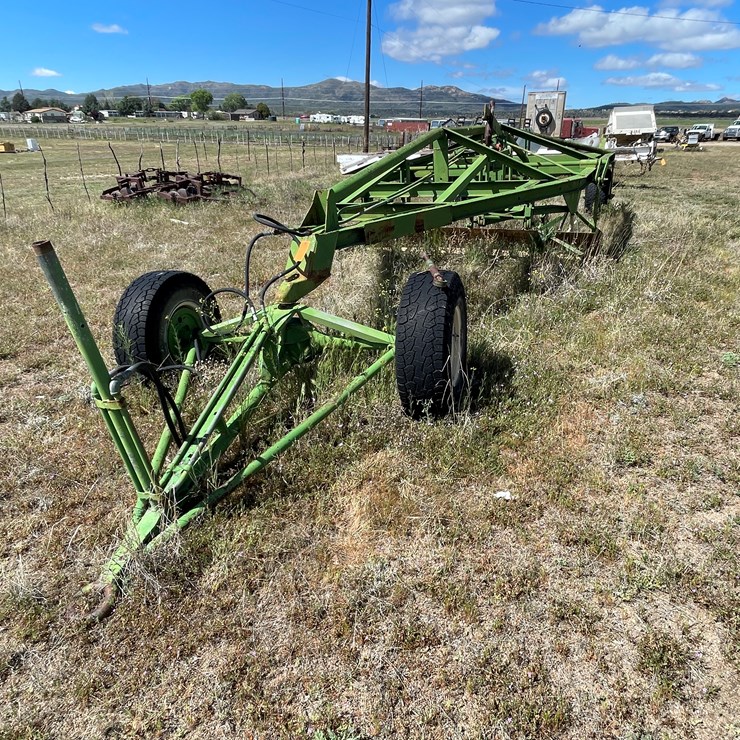 #4083 • Land Plane