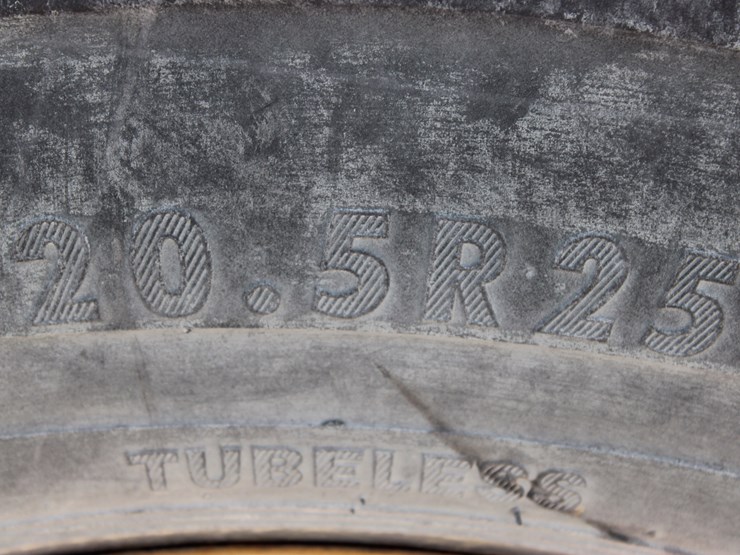 2021-deere-524p-image-90