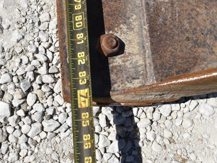 2020-deere-333g-image-20