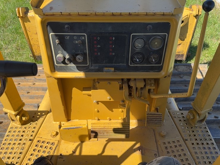 caterpillar-d5h-xl-image-13