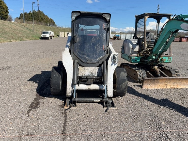 2019-bobcat-s630-image-2