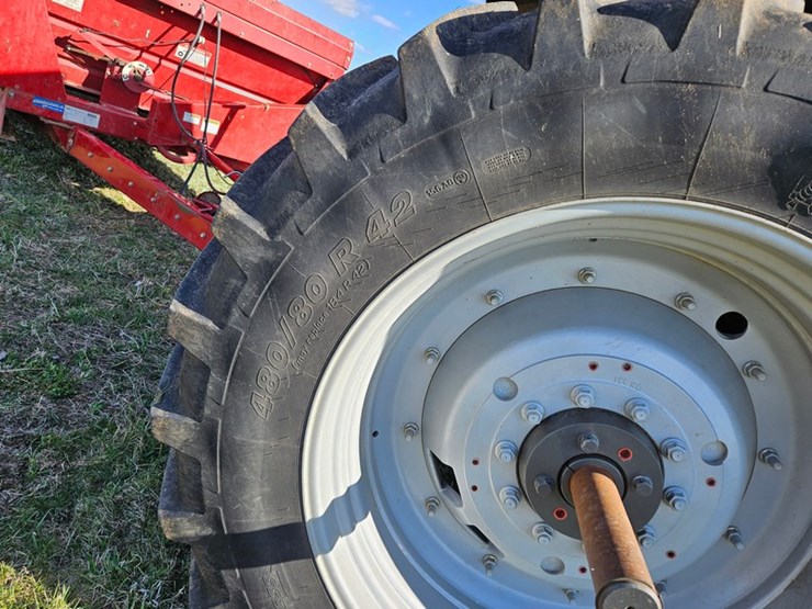 massey-ferguson-6480-image-57