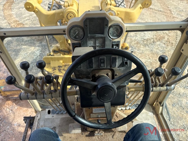 1996-caterpillar-140h-image-24