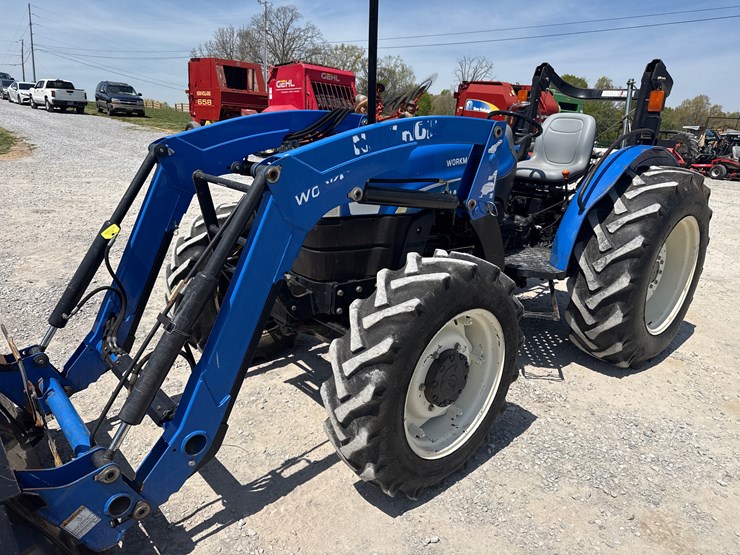 new-holland-workmaster-65-image-2