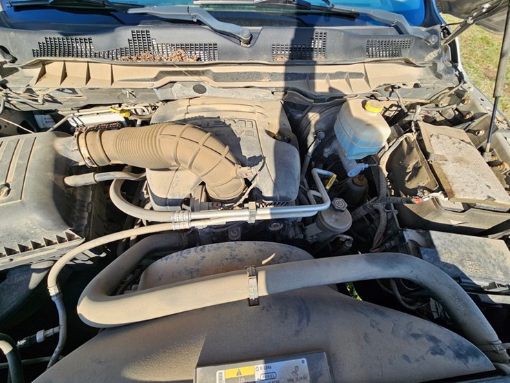 2012-dodge-ram-2500-image-12