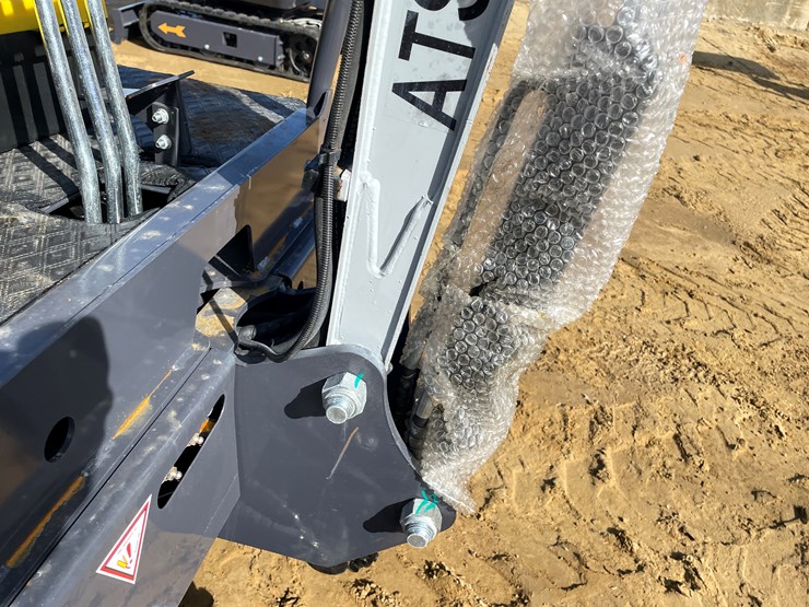 #1033-•-new-ats-me18-mini-excavator-image-23