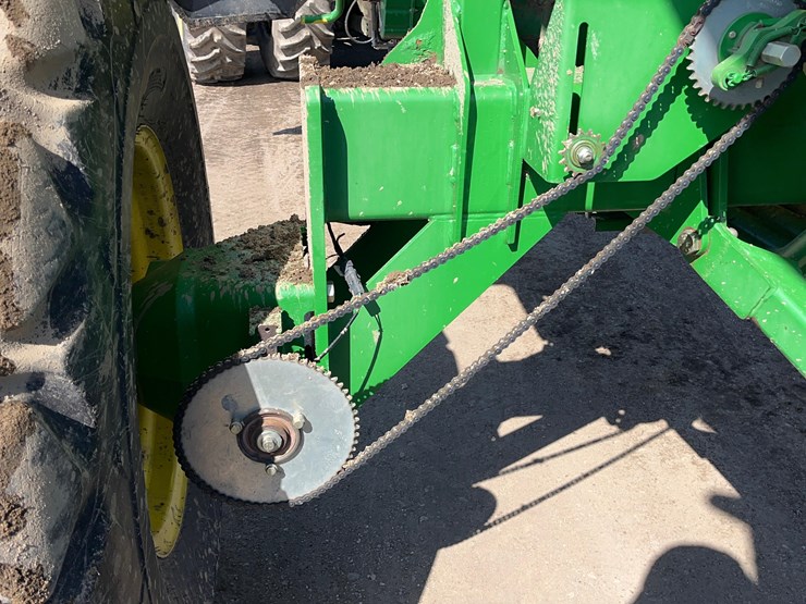 john-deere-1890-image-19