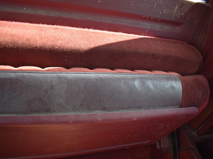 1993-chevrolet-silverado-3500-image-32