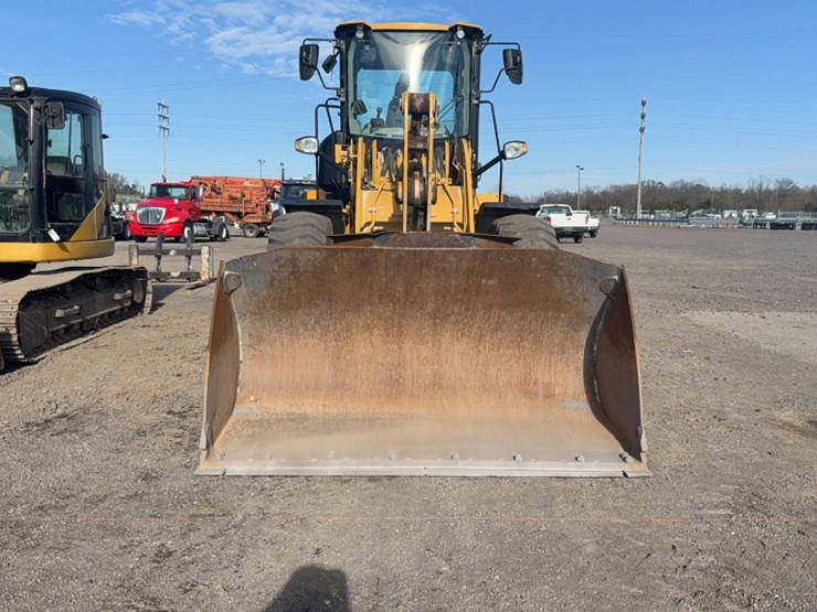 caterpillar-930-image-2