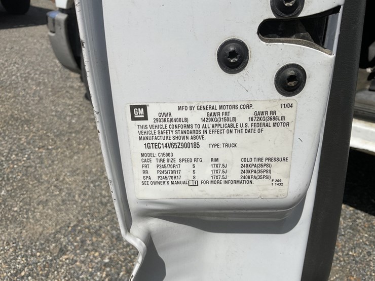 2005-gmc-1500-image-2