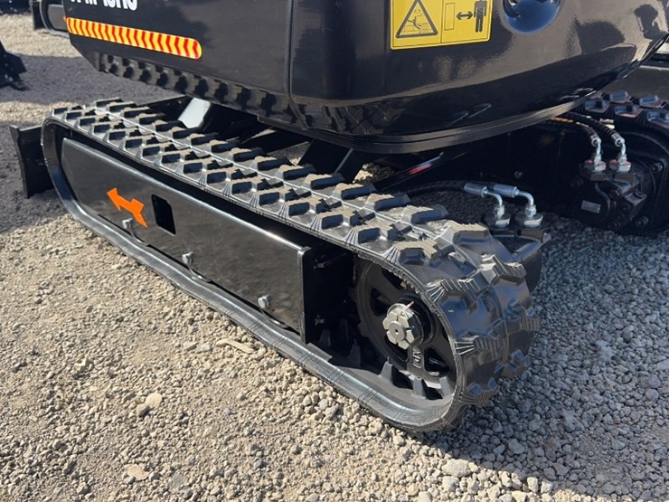 #1098-•-2025-tpm-18hs-mini-excavator-image-15