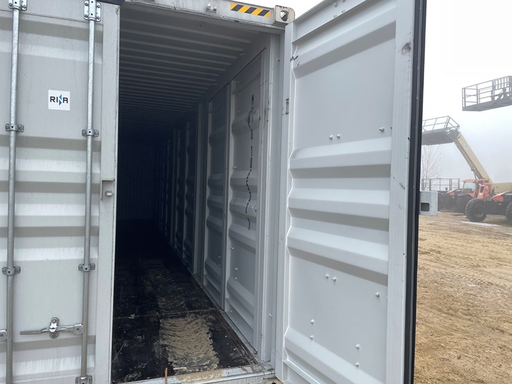#113-•-40'-high-cube-multi-door-shipping-container-image-10