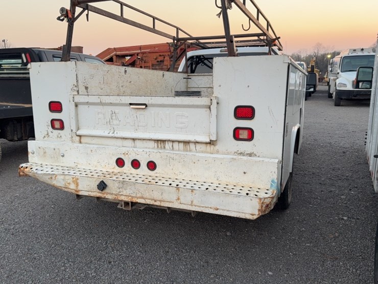 2011-ford-f350-image-9