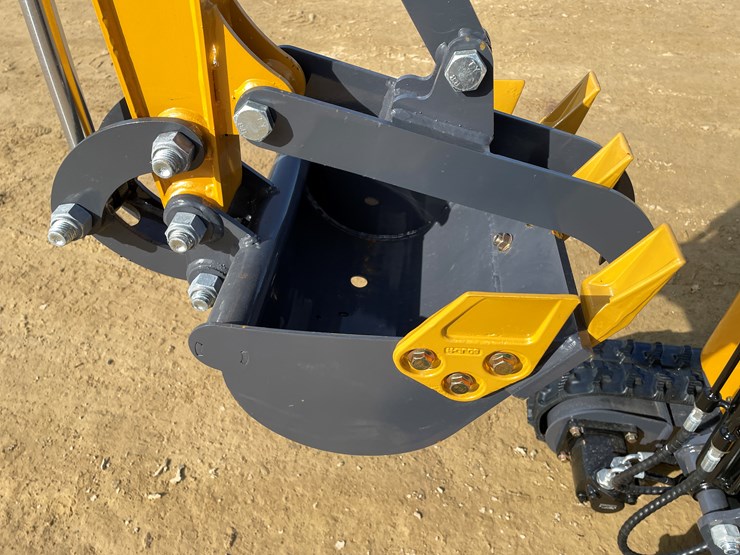 #1036-•-new-ats-rt15r-mini-excavator-image-24