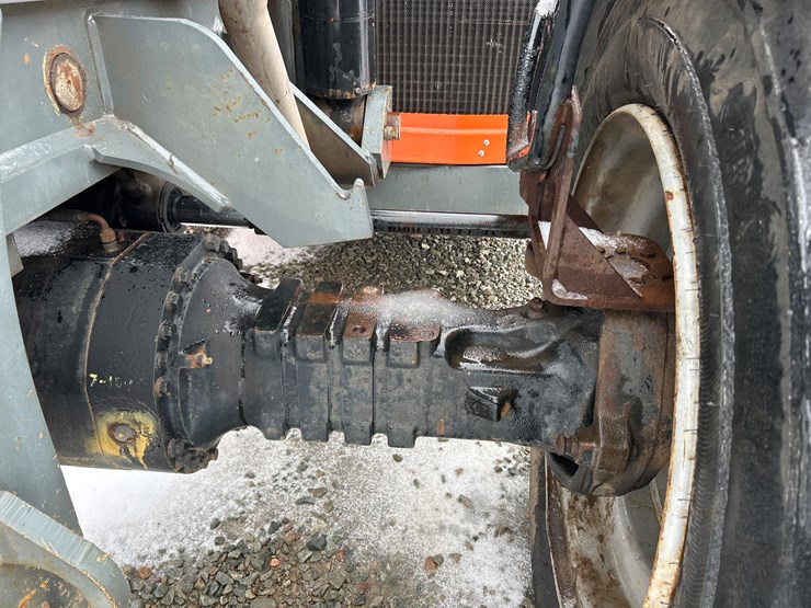 2006-jlg-g12-55a-image-28