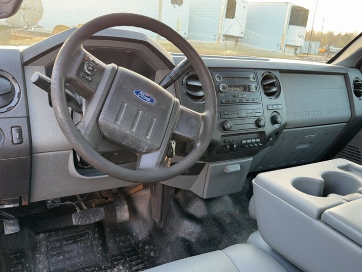 2012-ford-f450-image-21