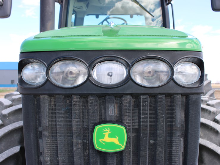 2012-john-deere-8270r-image-16