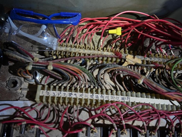 #170-•-corley-10-head-drop-saw-trimmer-image-64