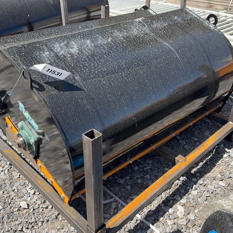 #6079 • FUTURE 45" DINGO SWEEPER