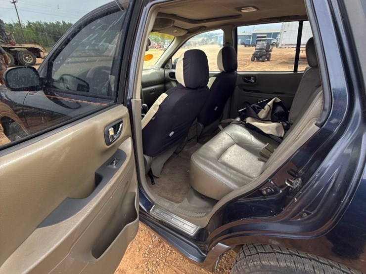 2004-hyundai-santa-fe-image-6
