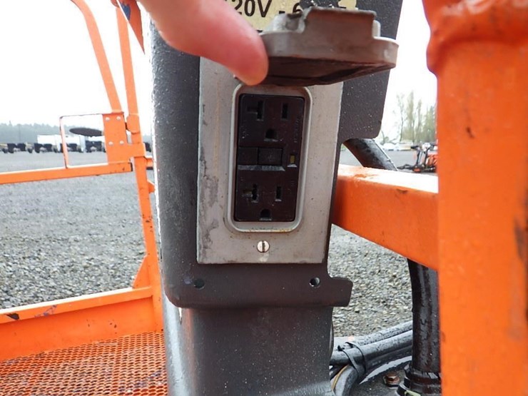 2015-jlg-450aj-image-17