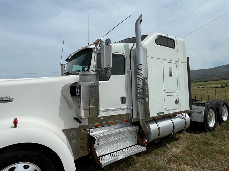 2000-kenworth-w900l-image-7