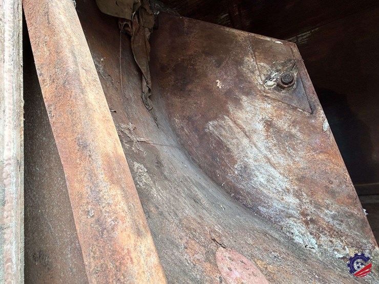 2013-ud-ud3300-s/a-garbage-truck-image-43