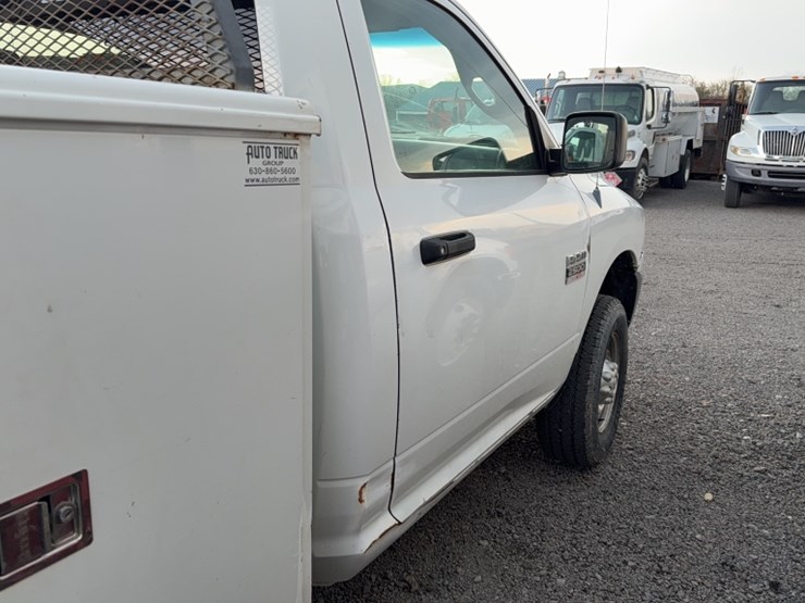 2012-dodge-2500-image-6