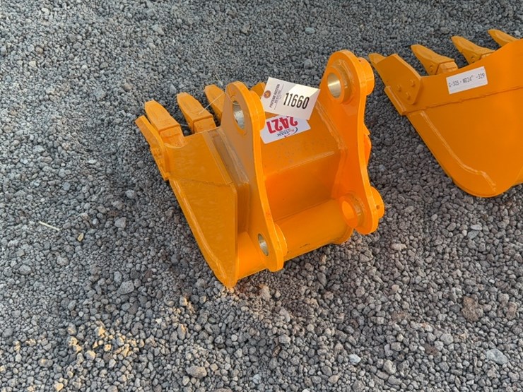 caterpillar-305-image-3