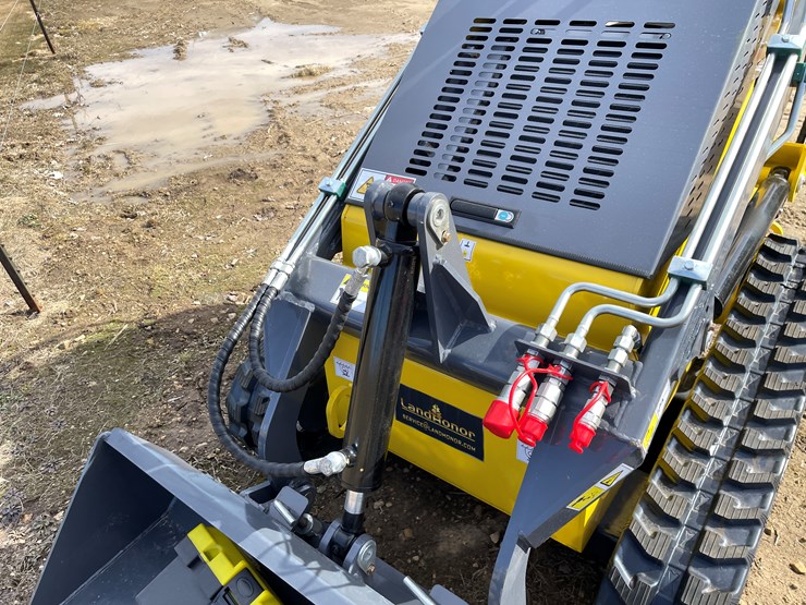 #213-•-landhonor-mini-skid-steer-loader-image-8