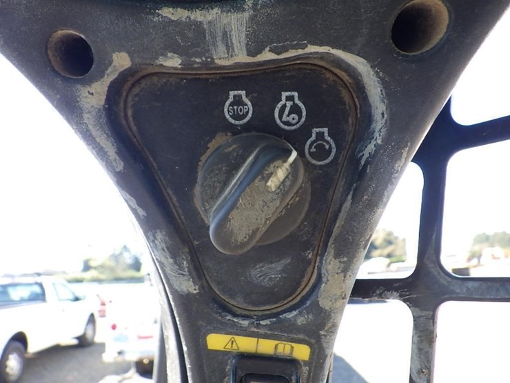 2021-bobcat-s450-image-26