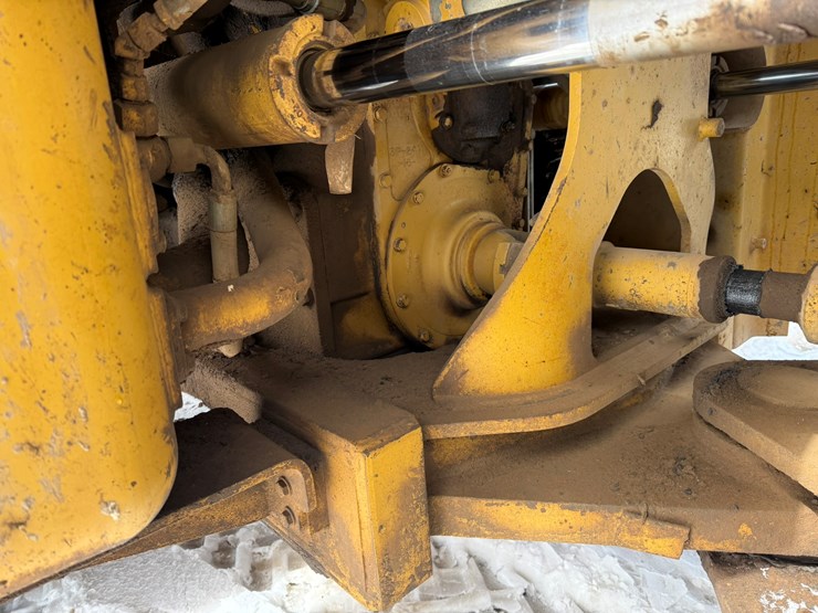 caterpillar-980g-image-44