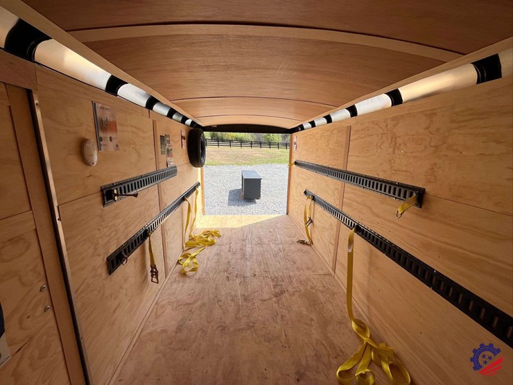 2023-interstate-west-victory-t/a-16’-enclosed-tag-trailer-image-32