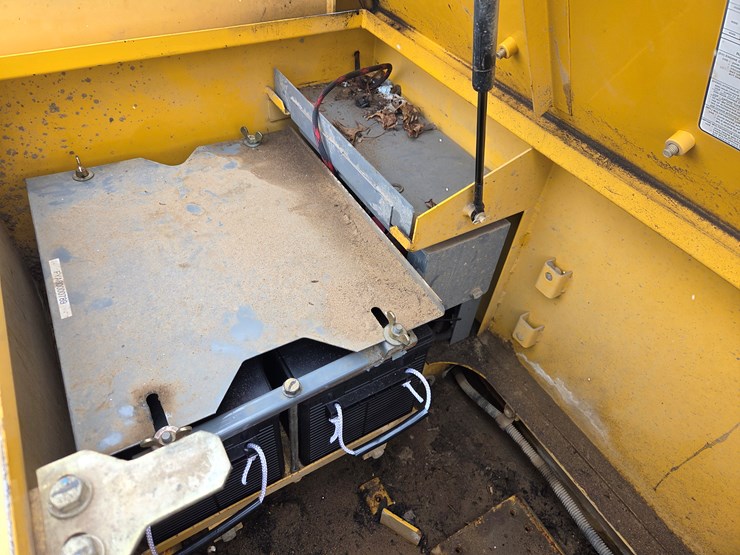 deere-470g-lc-image-30